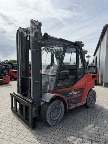 Xe nâng động cơ diesel Linde H70D-02