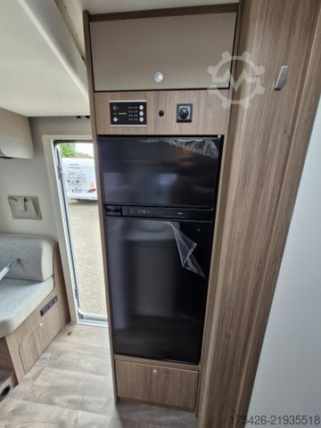 Camper semintegrato CARADO T 447 +pro+ Paket*TV Paket*Hubbett*