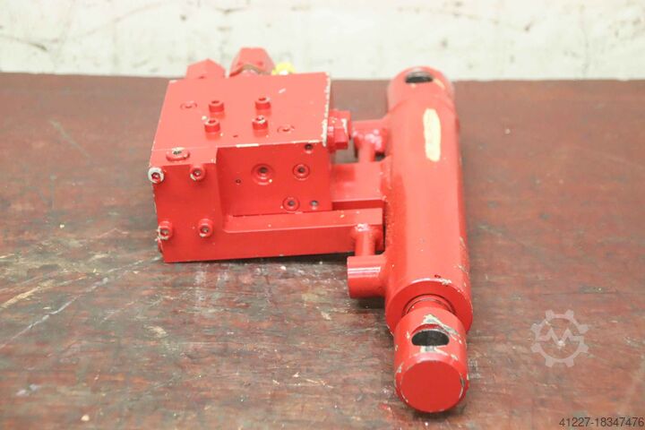 Hidraulični cilindar GSL German Standard Lift D040025AAV10140  T08 Hub 140 mm