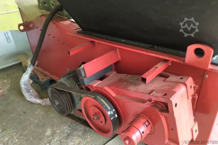 Máy hủy gỗ Reinbold 1400