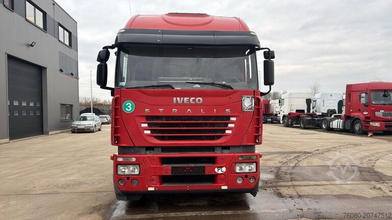 Khung xe có cabin lái Iveco Stralis 430 (6X2 / AIRCO)