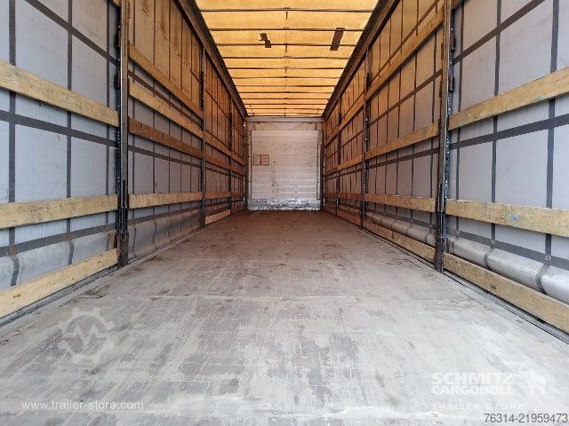 Open semitrailer with tarp Schmitz Cargobull Curtainsider Mega Getränke