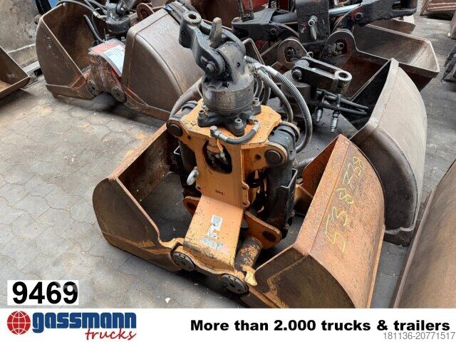 رافعة مثبتة على شاحنة Terex EK607A-300