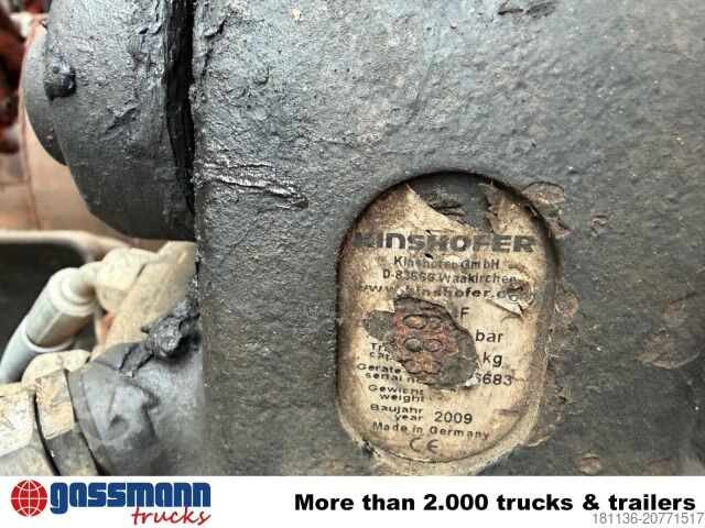 رافعة مثبتة على شاحنة Terex EK607A-300