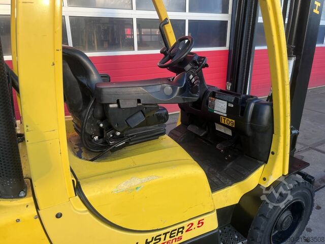 Xe nâng Hyster H 2.50 FT 2500kg LPG heftruck (gereviseerde motor)