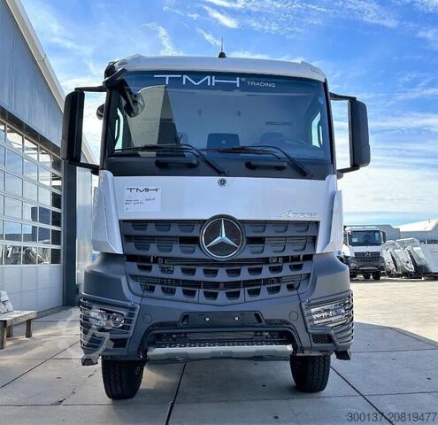 Pašizgāzējs Mercedes-Benz Arocs 4140 K 8x4 Meiller Tipper
