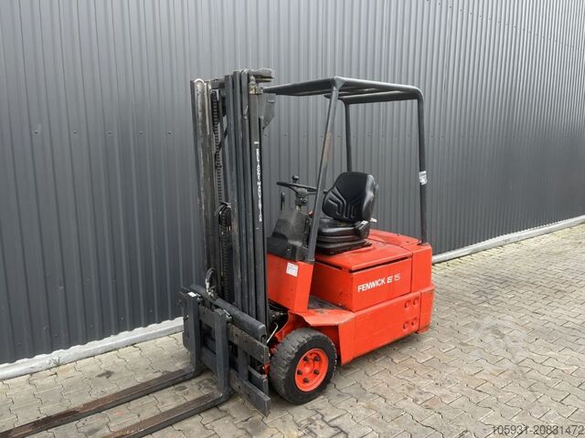 Electric 3-wheel forklift Linde E15