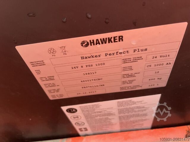 Electric 3-wheel forklift Linde E15