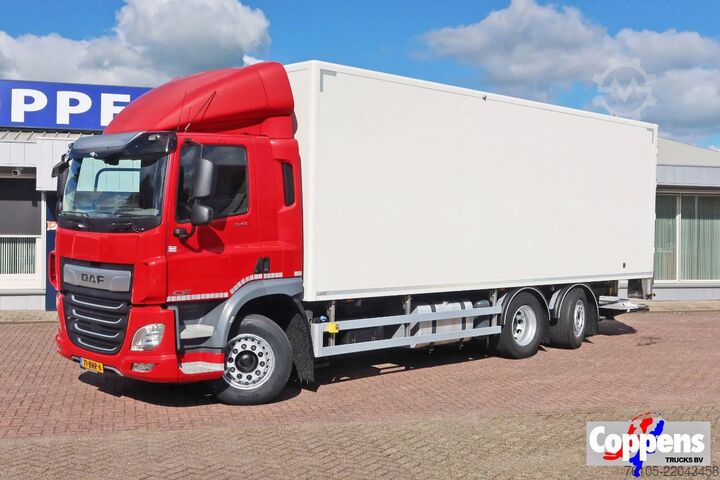 กระเป๋าเดินทาง DAF CF 340 FAN 6X2 Bakwagen + Klep 2500 KG