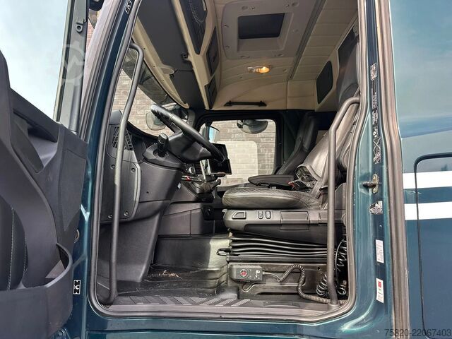Autokrāna kravas automašīna Mercedes-Benz Arocs 3251 8X4 TRIDEM + HIAB X-HIPRO 302 E-6 KR...