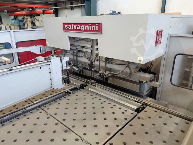 листогиб Salvagnini P4-1812.MLA