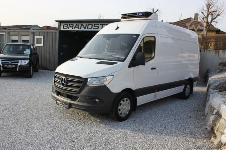 Kola sa kutijama Mercedes-Benz Sprinter 317 CDI