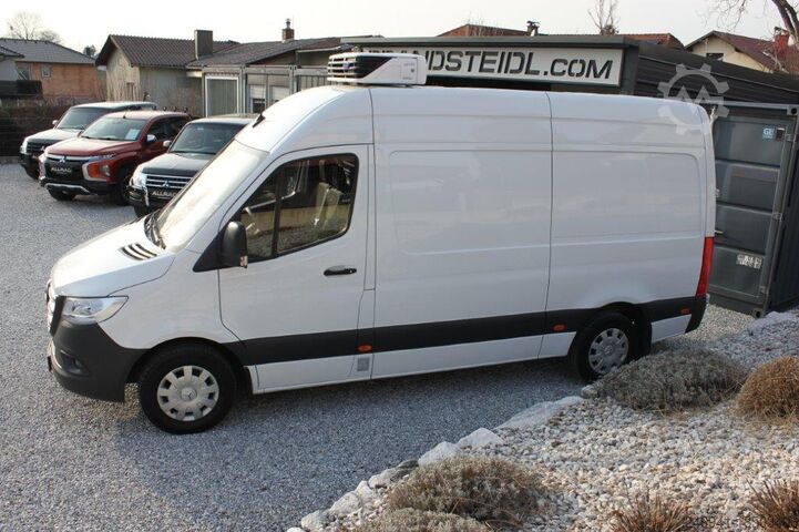 Kola sa kutijama Mercedes-Benz Sprinter 317 CDI