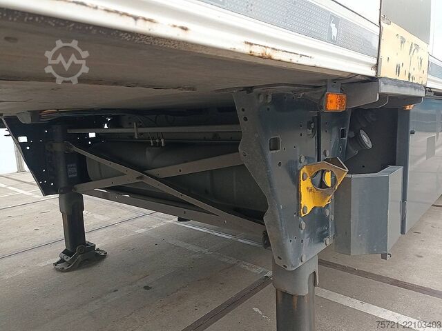 Jäähdytetyt/pakastetut kuljetukset SCHMITZ N/A SCHMITZ ENGINE