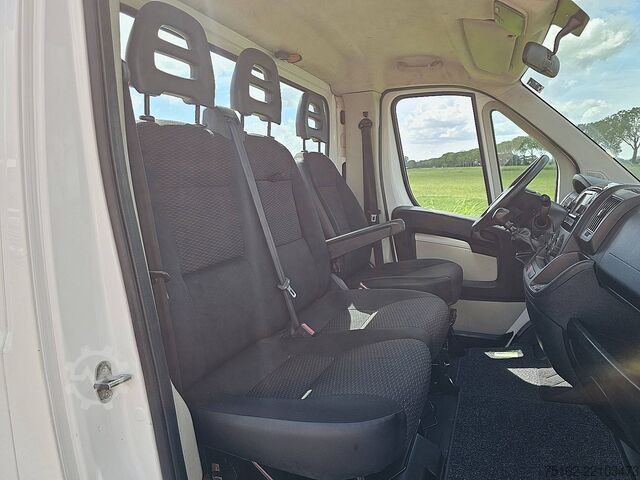 Camioneta familiar de techo alto PEUGEOT BOXER