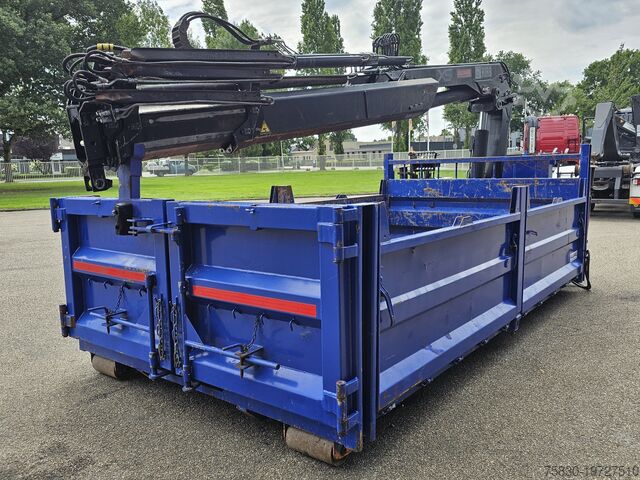 Kontti - CONTAINER + HIAB 166 CRANE / KRAN