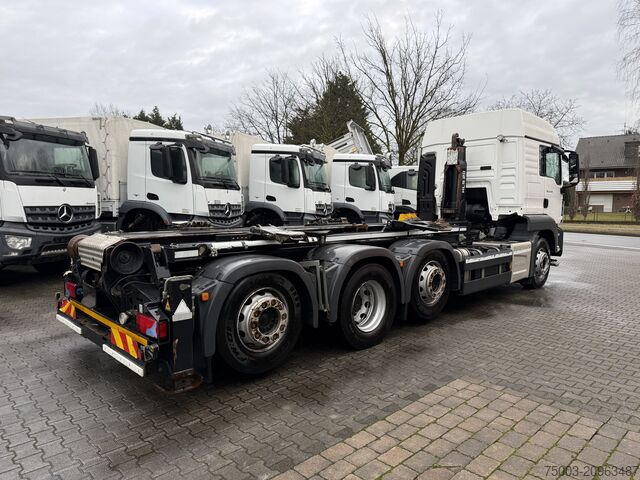 Kamion vetësbërëshkues MAN TGS 35.420 8X2-6 Haken/ Silo M-TEC HLS 20