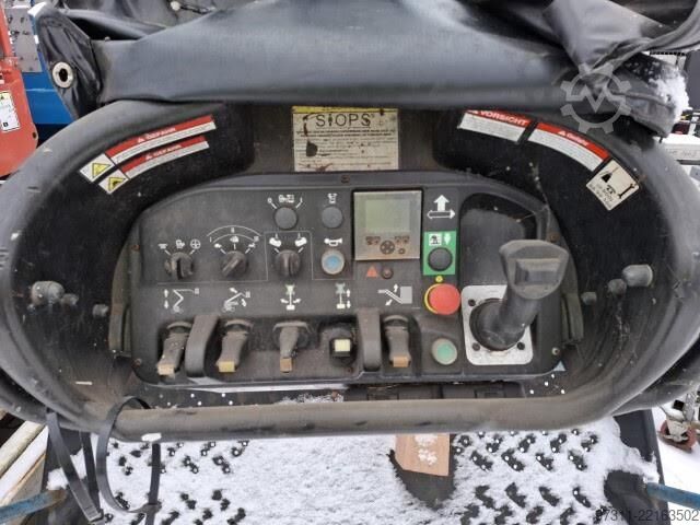 แพลตฟอร์มการทำงานแบบยืดไสลด์แบบก้อง Niftylift HR17 HYBRID 4X4
