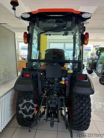 Savivaldybės traktorius Kubota LX 401 CAB