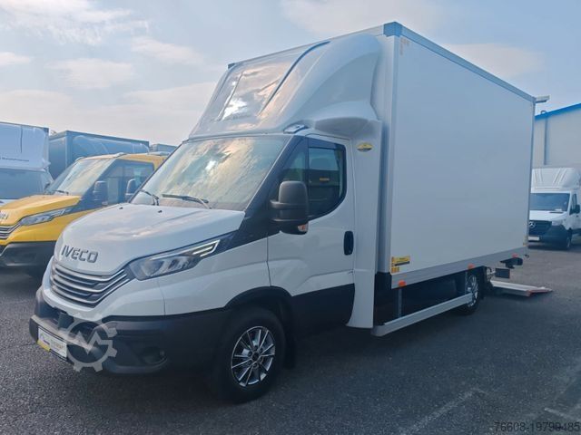 Furgão fechado IVECO Daily 35S18 Koffer + LBW Navi/ACC Tempomat