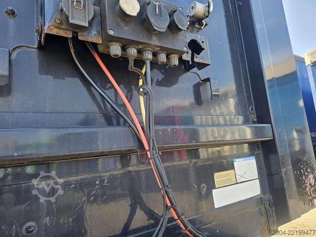  PACTON T3 001 /3 axle curtainsider /saf disc/ apk tuv/...