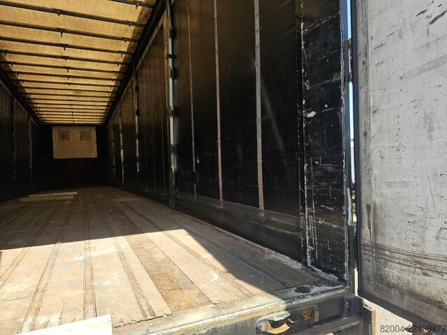 Завеса отстрани PACTON T3 001 /3 axle curtainsider /saf disc/ apk tuv/...