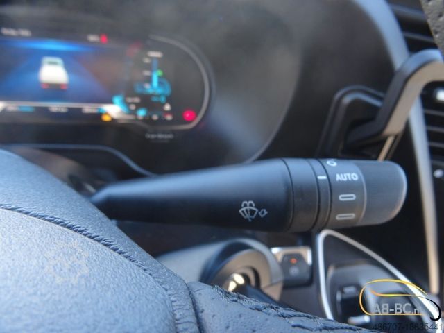 سیاحتي بس IVECO Rosero First 31 Sitze euro 6