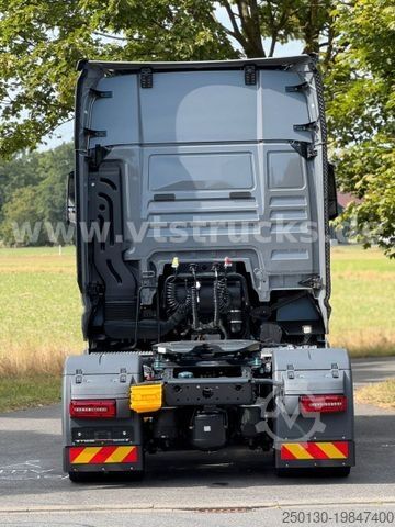 Vakio vetoauto MAN TG3 18.540 Individual Retarder ALU Leder