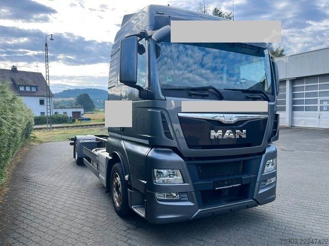Lastbilchassis MAN 18.400 - Euro 6 - Klima - AHK - TÜV 01/27