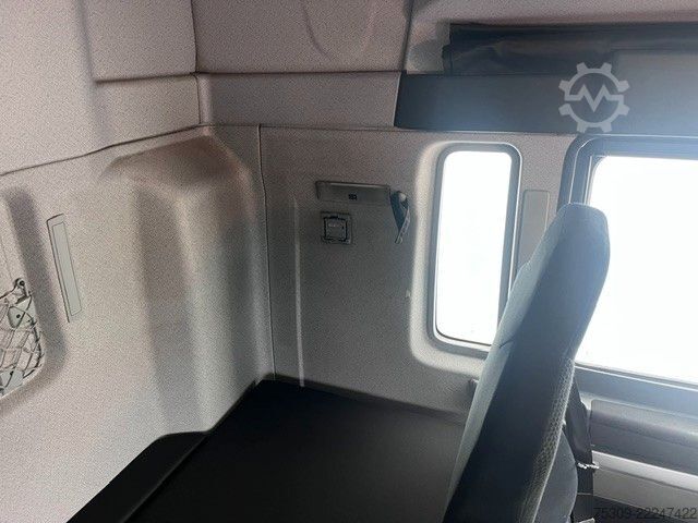 Lastbilchassis MAN 18.400 - Euro 6 - Klima - AHK - TÜV 01/27