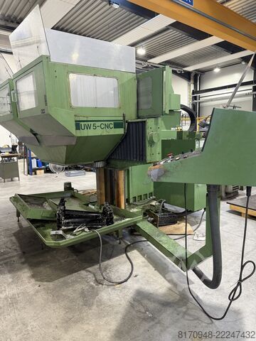 Fresadora de herramientas Klopp UW5 CNC