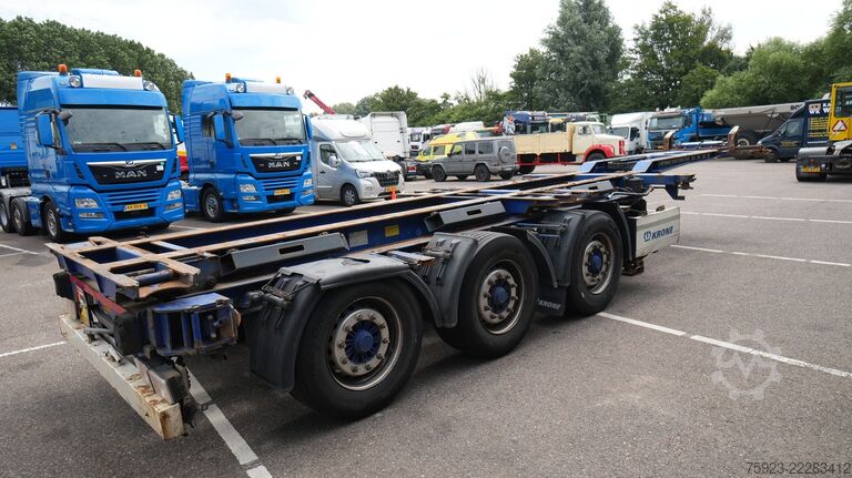 Transporte de contentores Krone 3 axle container chassis extendable trailer