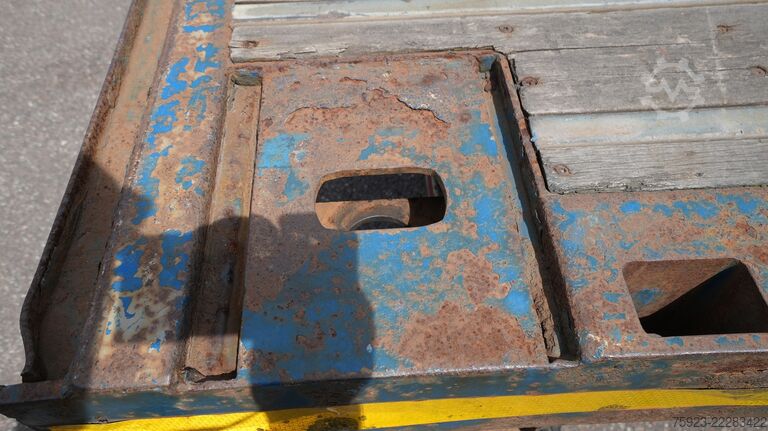 Atrelado da plataforma Pacton 3 axle Flatbed trailer with twistlocks mega