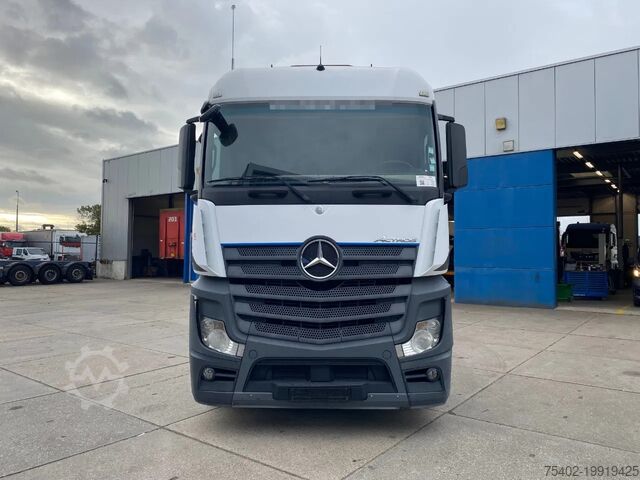Standard-SZM Mercedes-Benz Actros 1845 / Stream Space / Retarder / 2x Tank