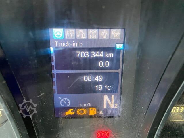 Standard-SZM Mercedes-Benz Actros 1845 / Stream Space / Retarder / 2x Tank