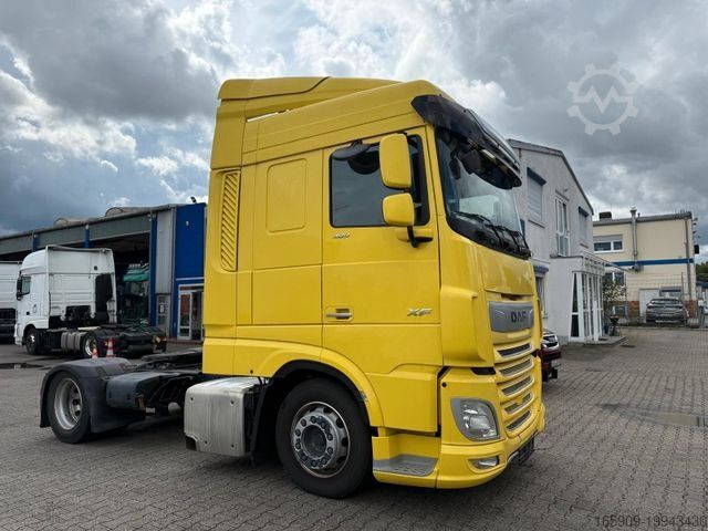 Nagy térfogatú nyergesvontató DAF XF 106.480 Mega, wie NEU !!!, MIETKAUF