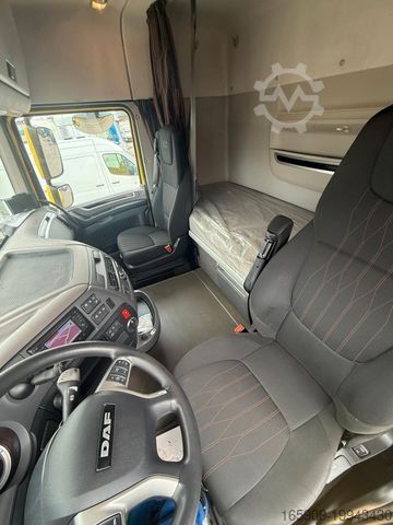 Nagy térfogatú nyergesvontató DAF XF 106.480 Mega, wie NEU !!!, MIETKAUF