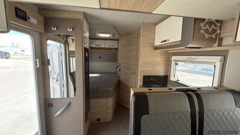 Halvintegrerad husbil Fiat Ducato Weinsberg Carasuite 2020 | Completamente accessoriato |5 postiletto