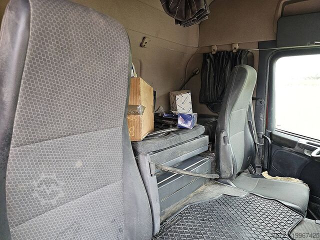Šasija s vozačkom kabinom SCANIA P400 8X4