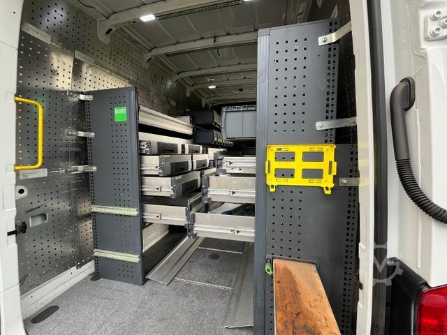 Furgon z wysokim dachem VOLKSWAGEN CRAFTER BOTTREGALS. AUTOMATIK NAVI ACC STANDHZG.