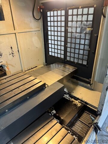 CNC machining center Fanuc 18i-mb FEELER QM-40SA