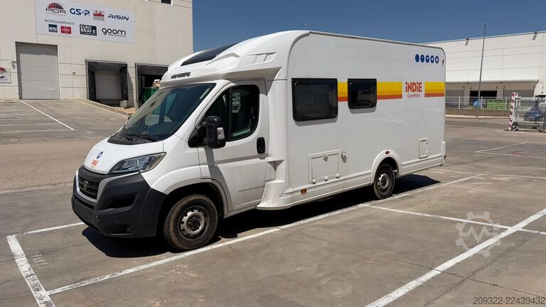 Autocaravana semi-integrada 2024 Fiat Ducato Weinsberg Carasuite | Completamente Accessoriato|5 Posti Letto