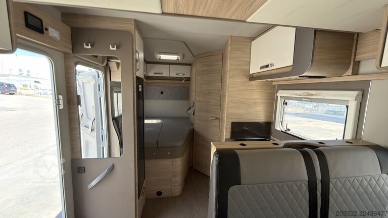 Poluintegrirani kamper 2020 Fiat Ducato Weinsberg Carasuite | Accessoriato | 5 Posti Letto