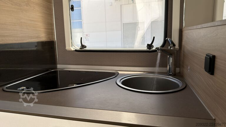 Poluintegrirani kamper 2020 Fiat Ducato Weinsberg Carasuite | Accessoriato | 5 Posti Letto