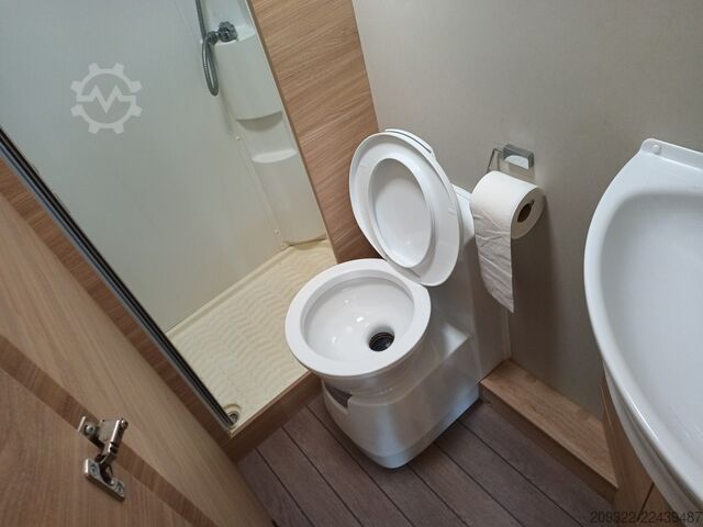 Caravana semiintegrada Fiat Ducato Weinsberg Carasuite 2024 | Cambio automatico | 5 posti letto