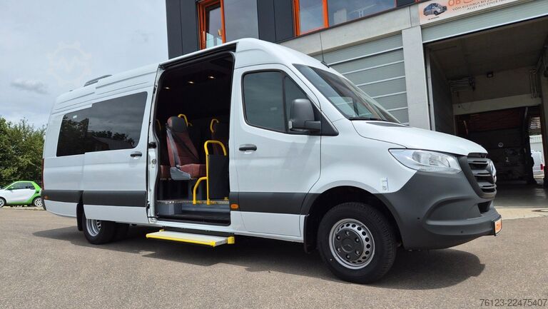 Minibusz MERCEDES-BENZ 517 Sprinter Lord Light 22 Sitzer Lagerfahrzeug