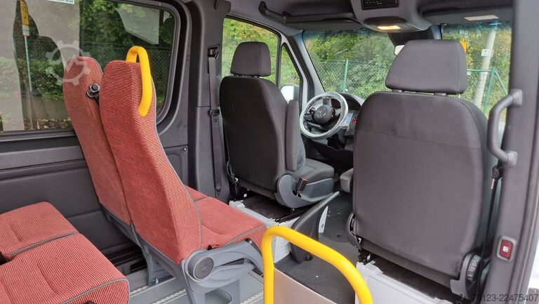 Minibusz MERCEDES-BENZ 517 Sprinter Lord Light 22 Sitzer Lagerfahrzeug