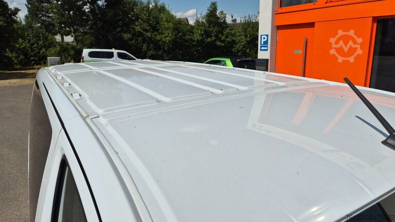 Mikroautobusas Citroën SpaceTourer Opel Zafira Plus M 9 Sitzer