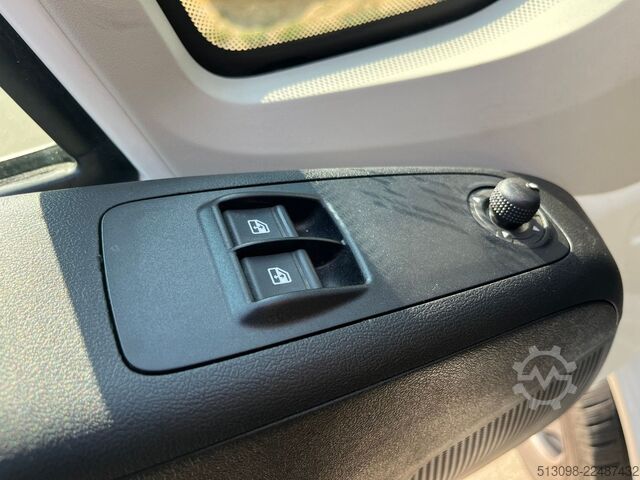 厢式货车 Citroën JUMPER XXXL KOFFER MIT LBW KAMERA KAMERA