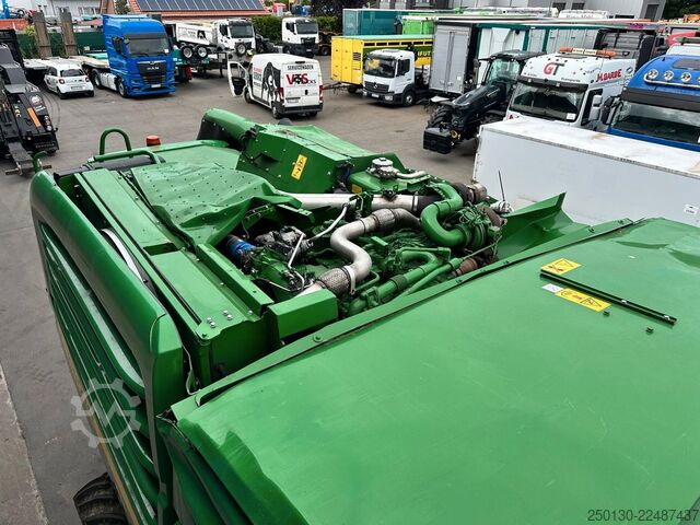Kombájn John Deere WT56/T560HM Mähdrescher *verunfallt*